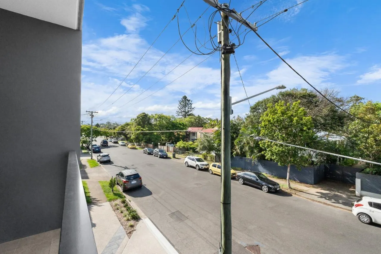 Апартаменты The Eton - Brand New Nundah Modern 1 Bedroom Apt With Parking, Netflix Брисбен Австралия