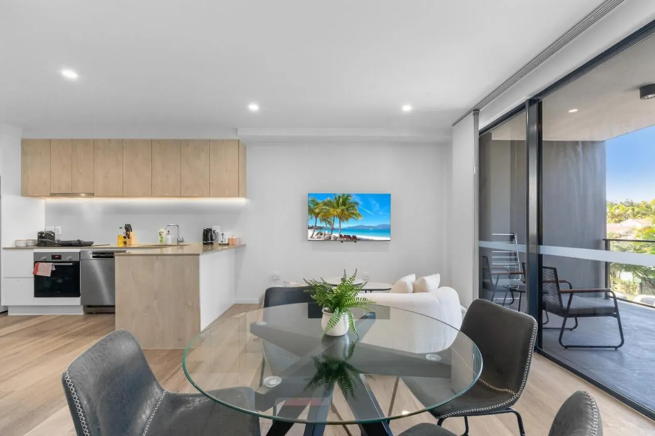 Апартаменты The Eton - Brand New Nundah Modern 1 Bedroom Apt With Parking, Netflix Брисбен